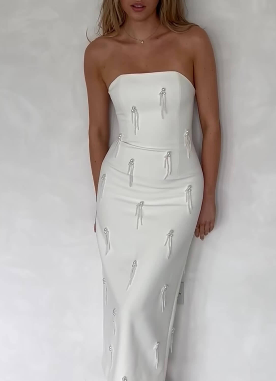 the ultimate muse embellished midi dress Odd Muse Ultimate Muse Embellished Midi Dress White Size 8 & 10